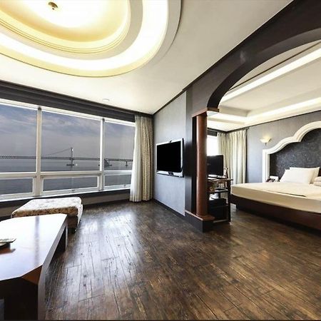 Bridge Hotel Busan Buitenkant foto