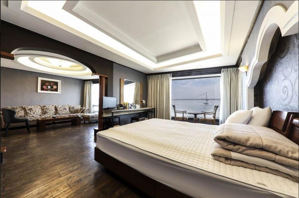 Bridge Hotel Busan Buitenkant foto