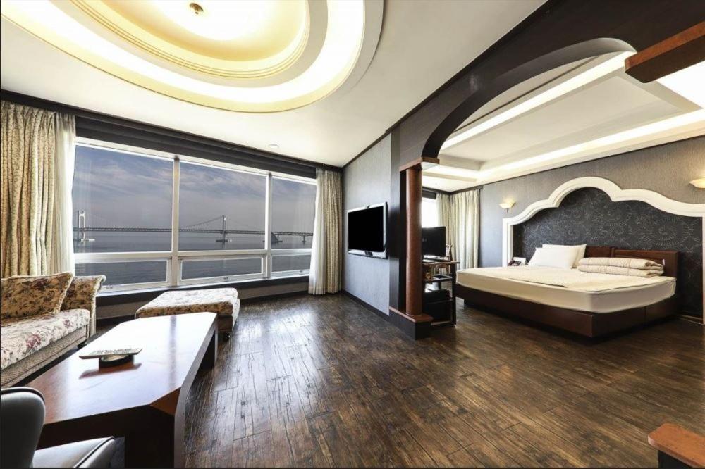 Bridge Hotel Busan Buitenkant foto