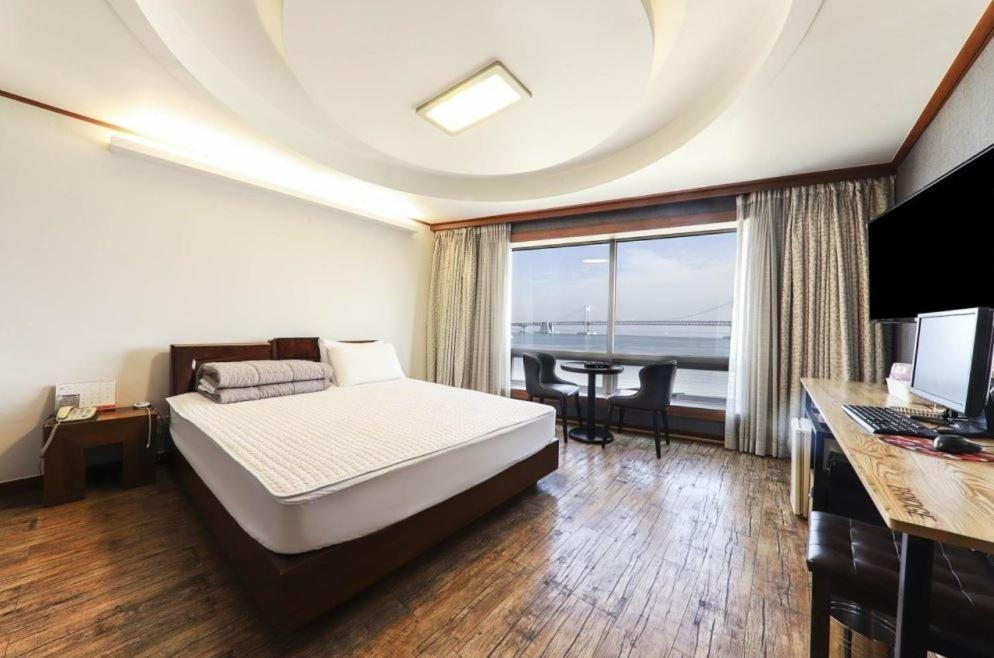 Bridge Hotel Busan Buitenkant foto