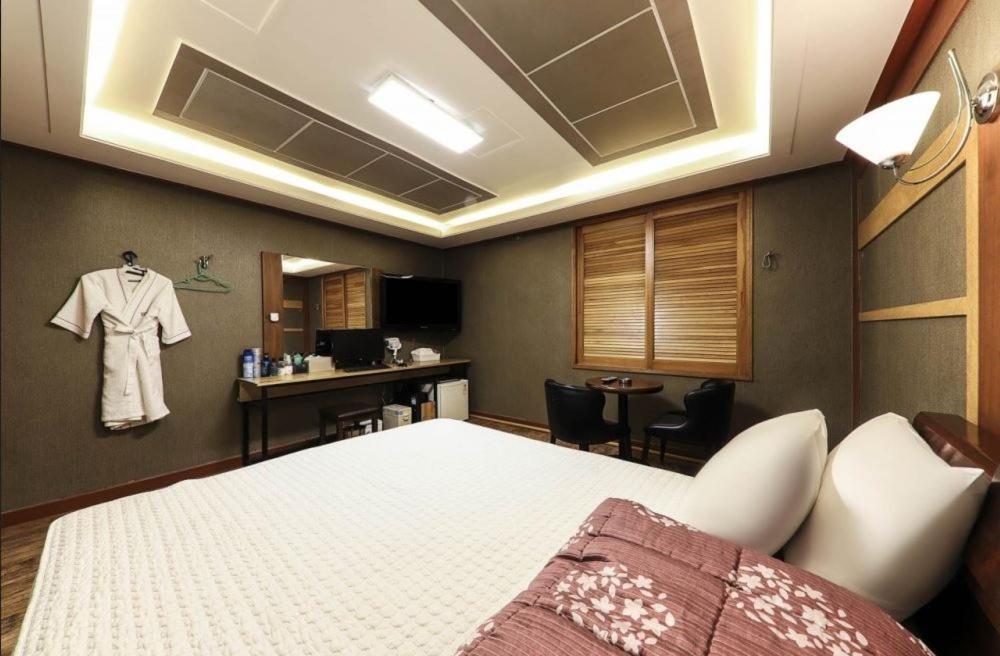 Bridge Hotel Busan Buitenkant foto