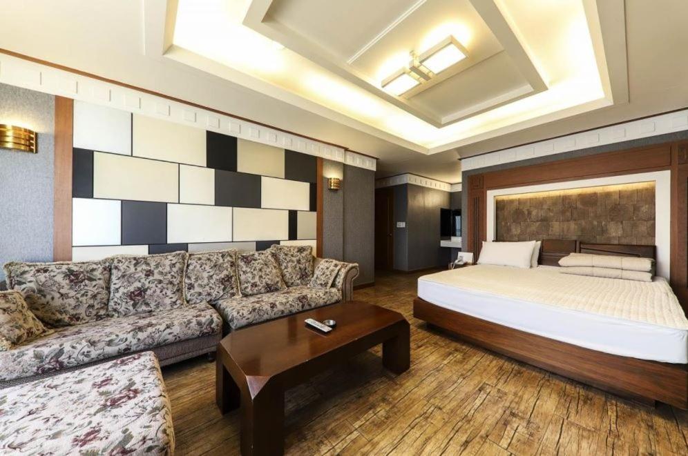 Bridge Hotel Busan Buitenkant foto